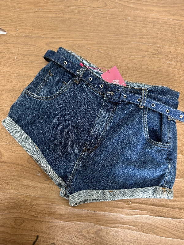 Short jeans