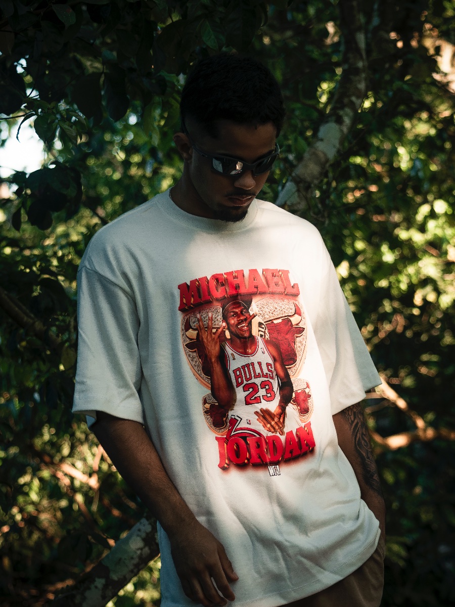 Camiseta Oversized Michael Jordan – Bulls 23